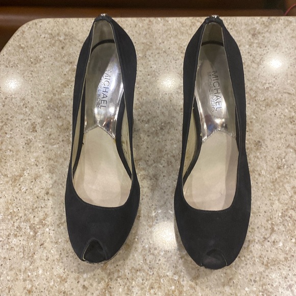 Michael Kors Black Suede and Snakeskin Platform Block Heel Size 8 - Picture 2 of 9